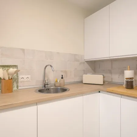Fuengirola Beach Apartment Parking *